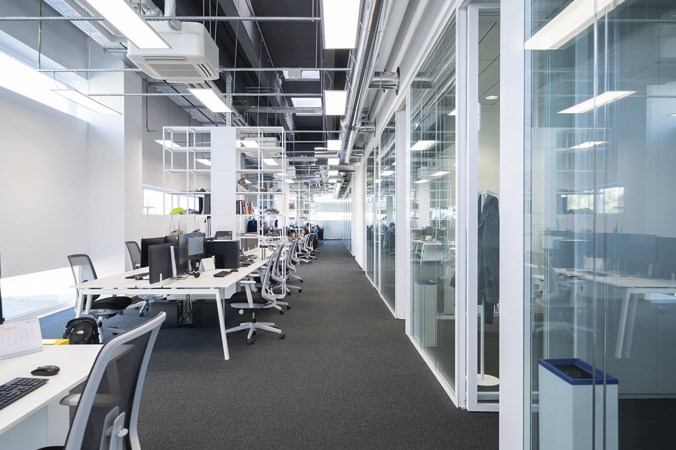 _THE1799 1350x900(5)